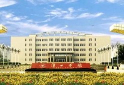 汉口学院最新爆料事件,校园事件引发热议，真相即将揭晓